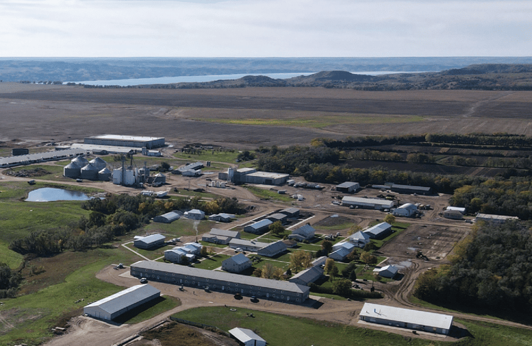 Colony Highlight Platte Colony, Platte, South Dakota